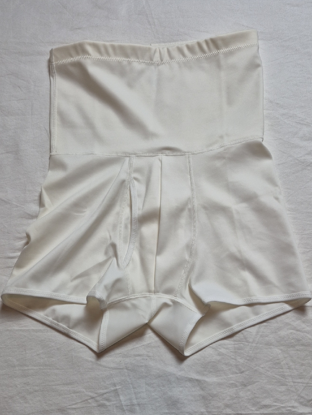 High-Waist White Shaping Shorts – Women’s Tummy Control Shapewear
